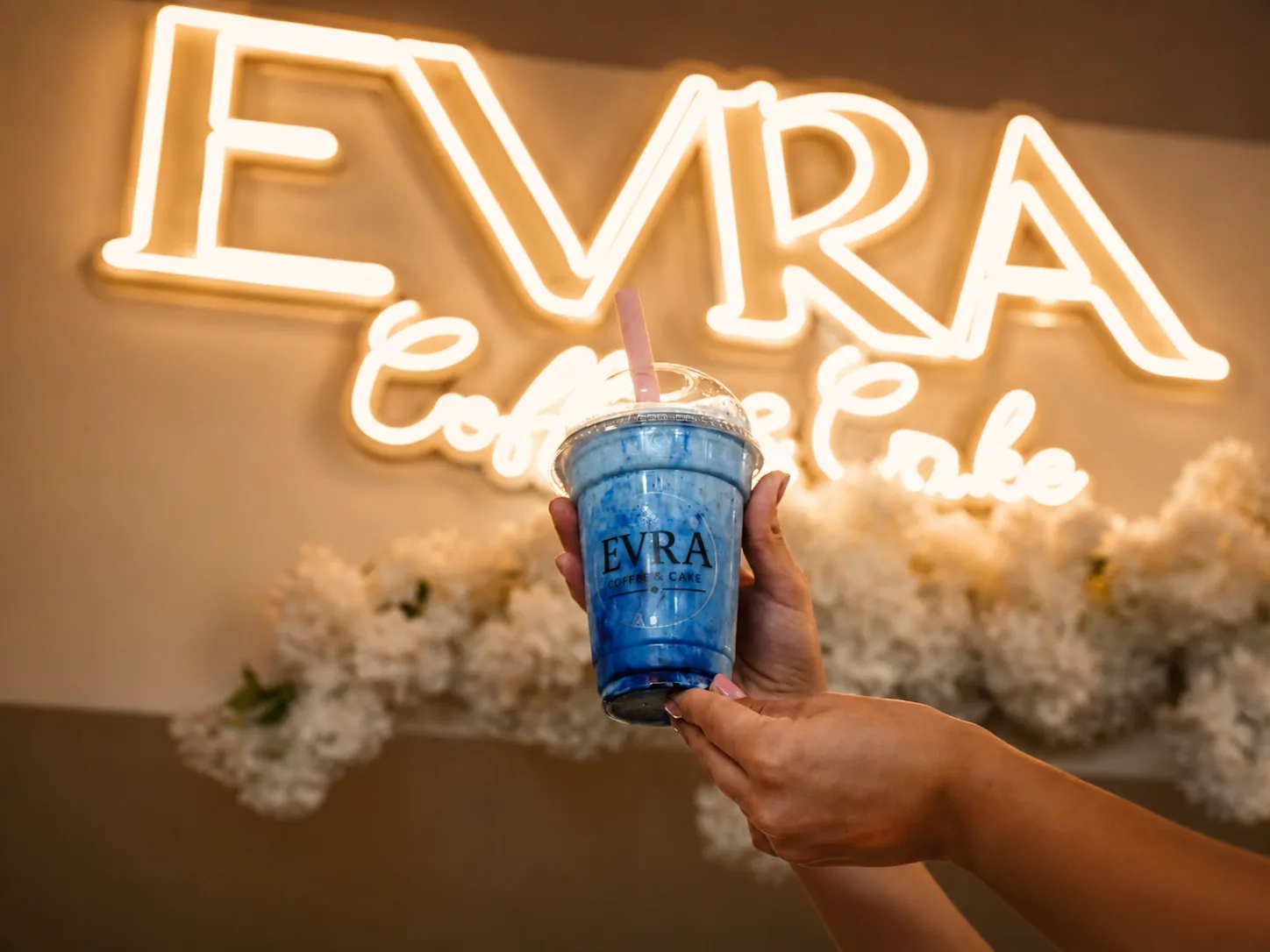 Cafe Evra Ladenbild